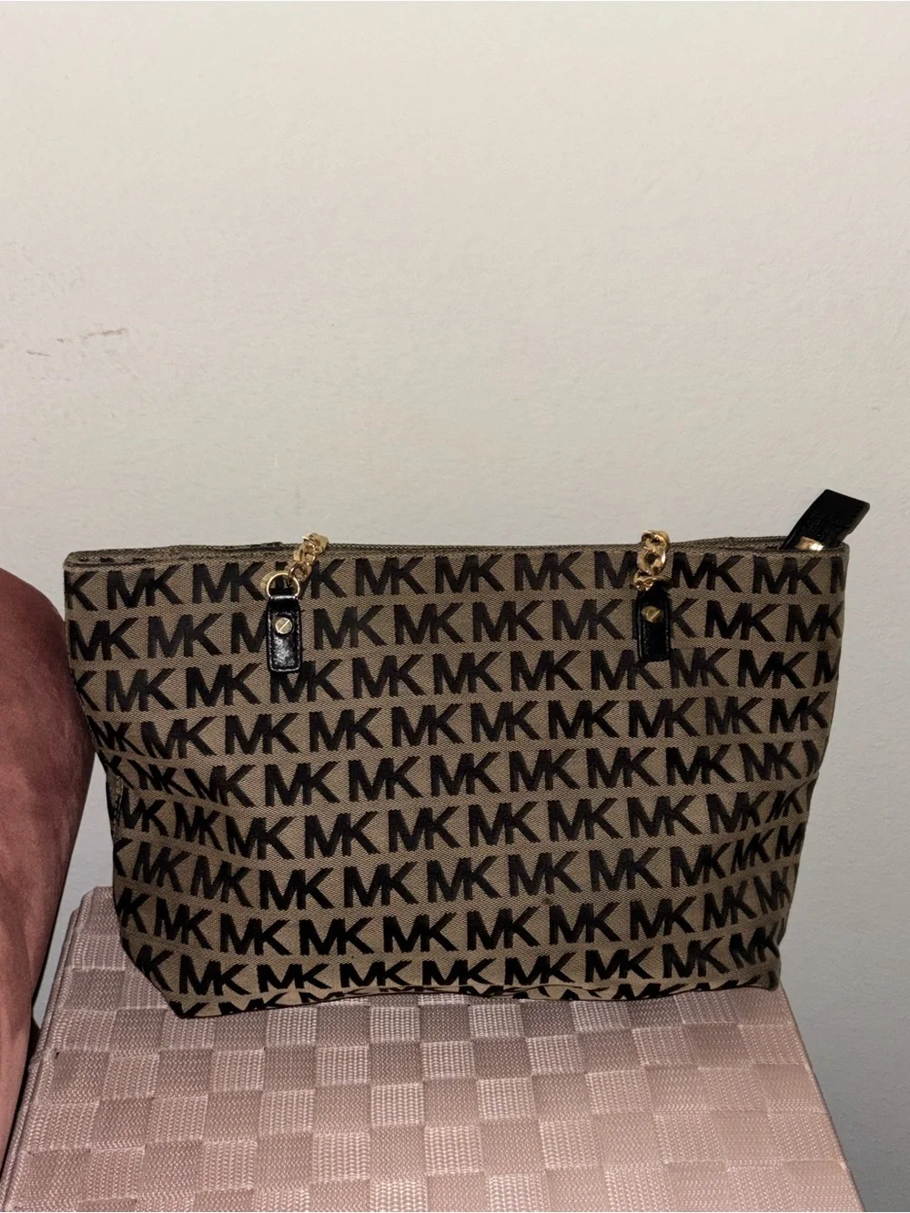 Michael Kors please note